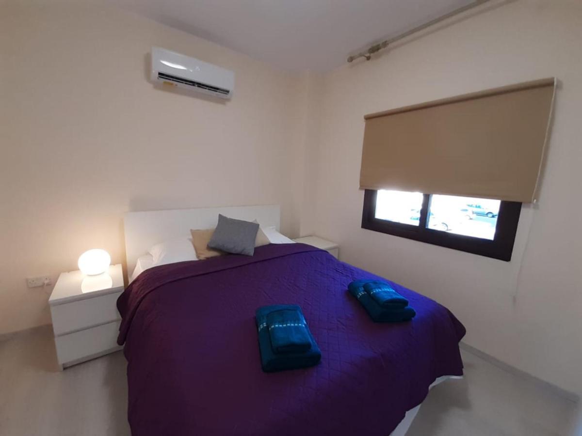 Galatex Beach Apartment Лимасол Экстерьер фото