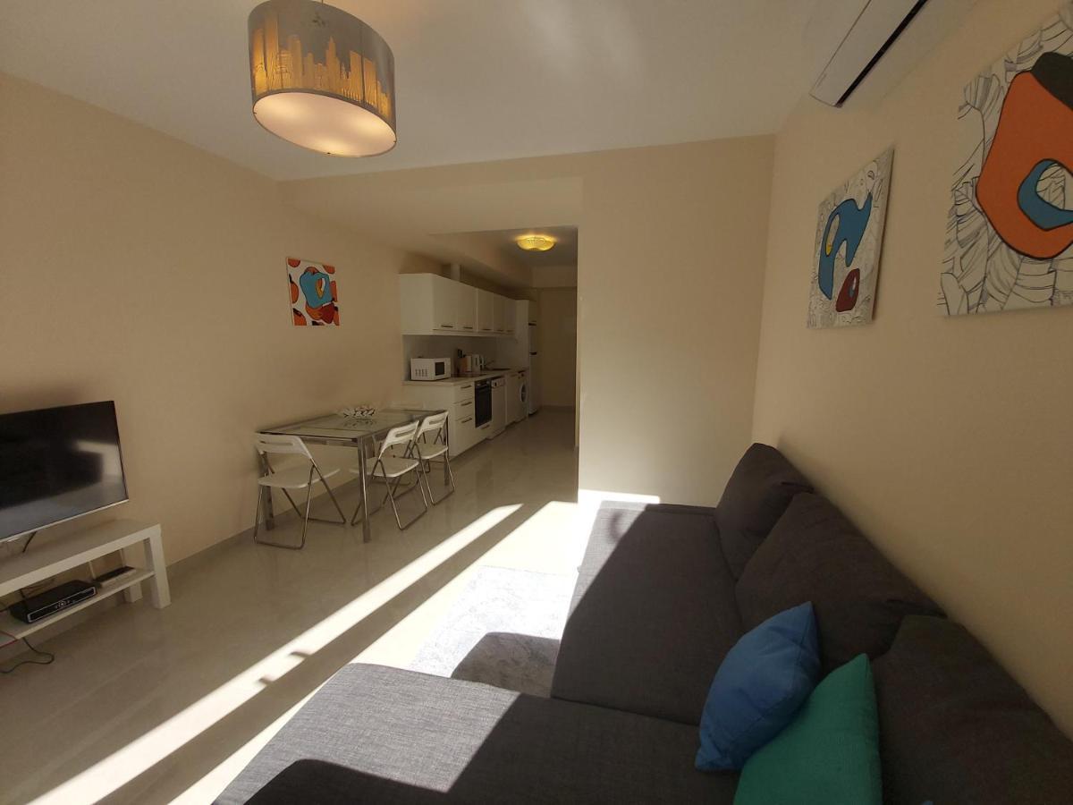 Galatex Beach Apartment Лимасол Экстерьер фото