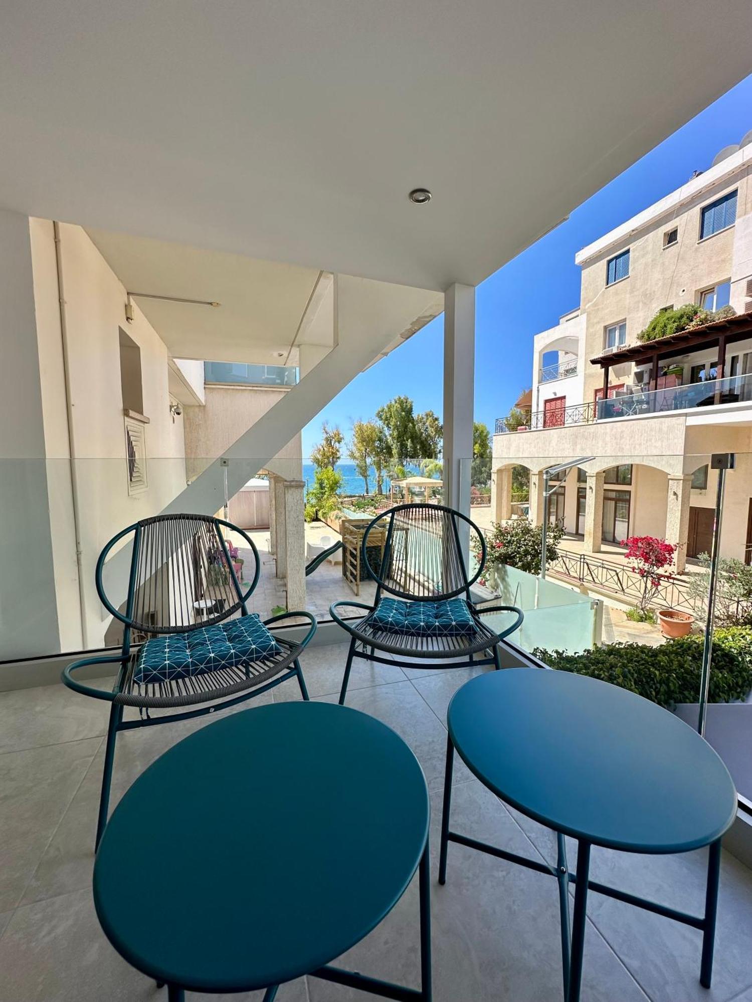 Galatex Beach Apartment Лимасол Экстерьер фото